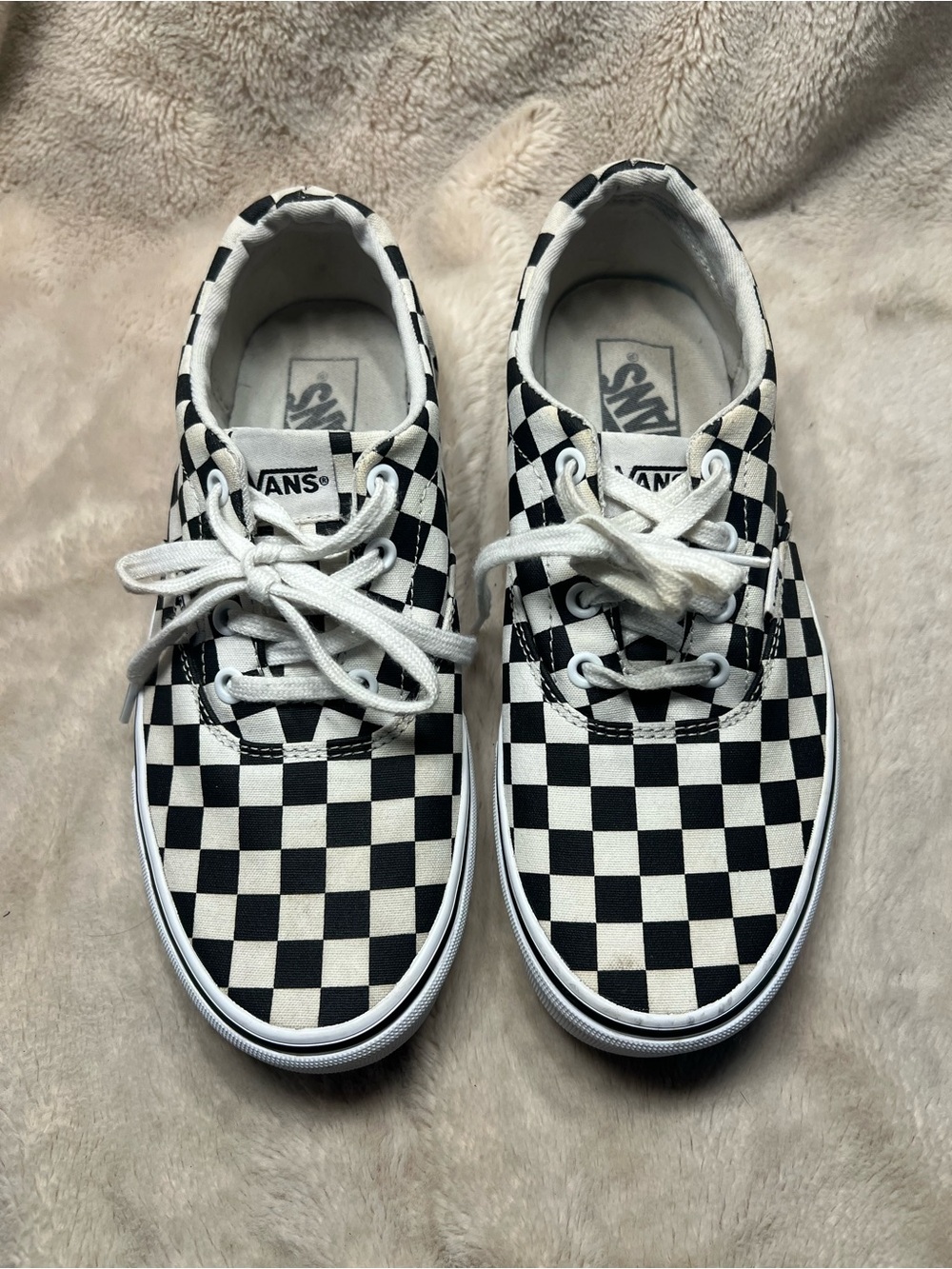 Vans women’s checkered sneakers size 8.5